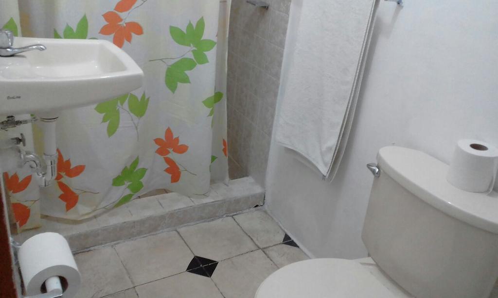El Callejon Guest House Леон Екстер'єр фото
