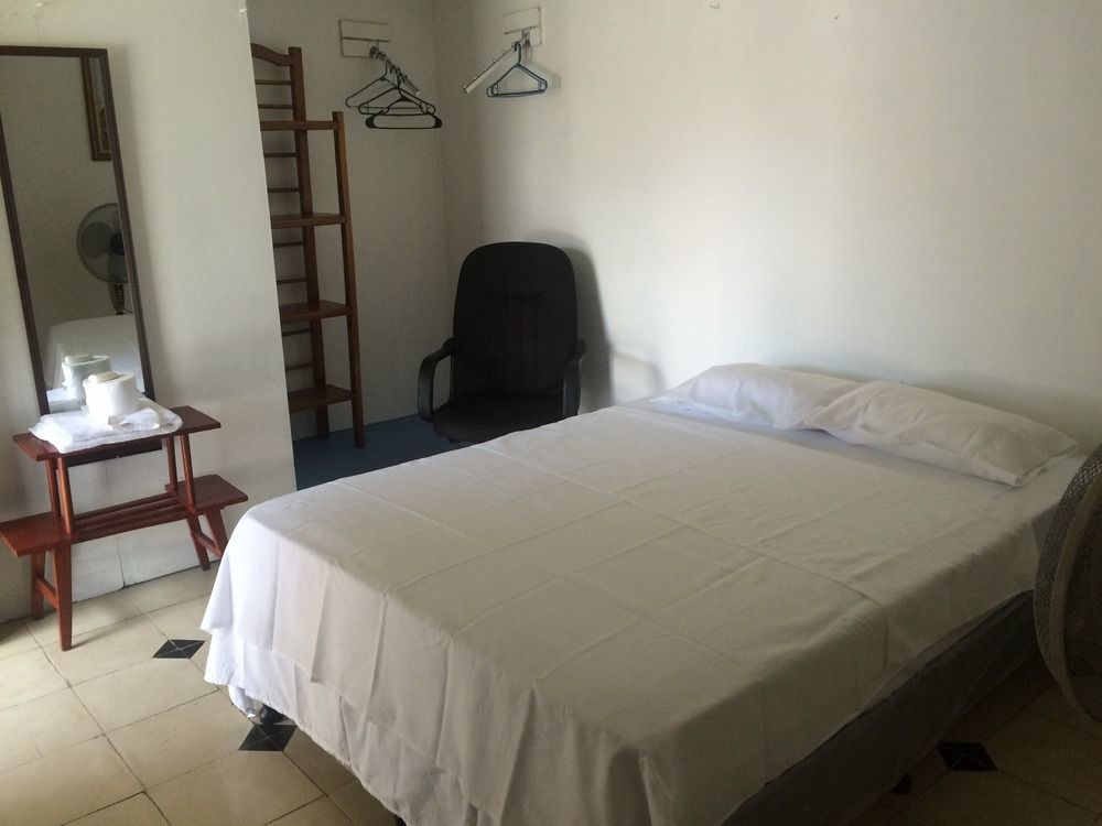 El Callejon Guest House Леон Екстер'єр фото