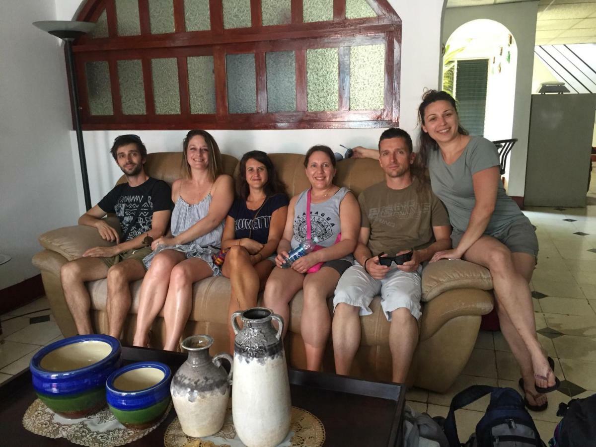 El Callejon Guest House Леон Екстер'єр фото